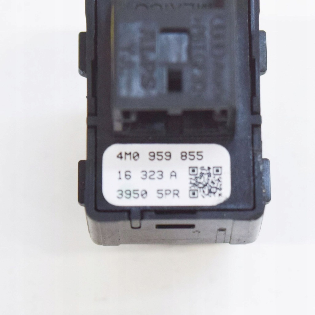 фото №7, Audi a4 s4 b9 8w 2017 задняя сторона левая кнопки окон