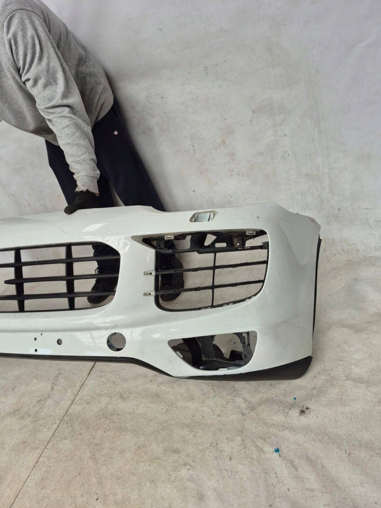 Porsche cayenne 2 7p5 рестайлинг  14-18 бампер перед передний spr pdc 7p5807221f Недорого