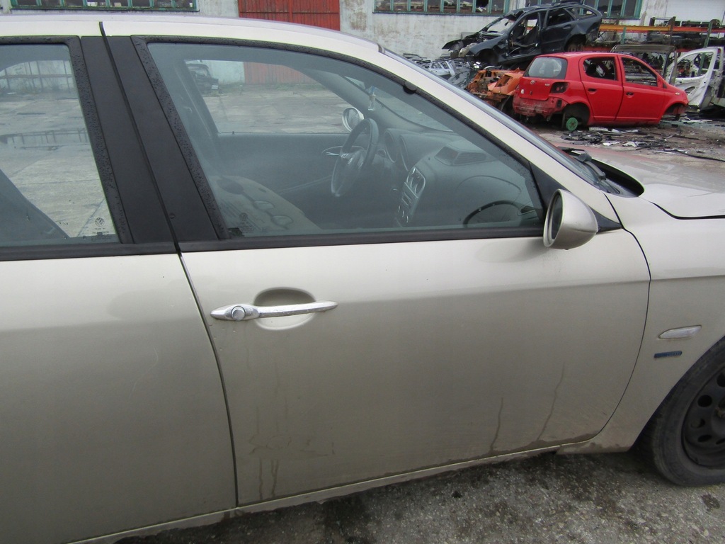 фото №1, Alfa romeo 156 дверь перед правое 03-05 4d 2 fl 235 grigio luce di amalfi