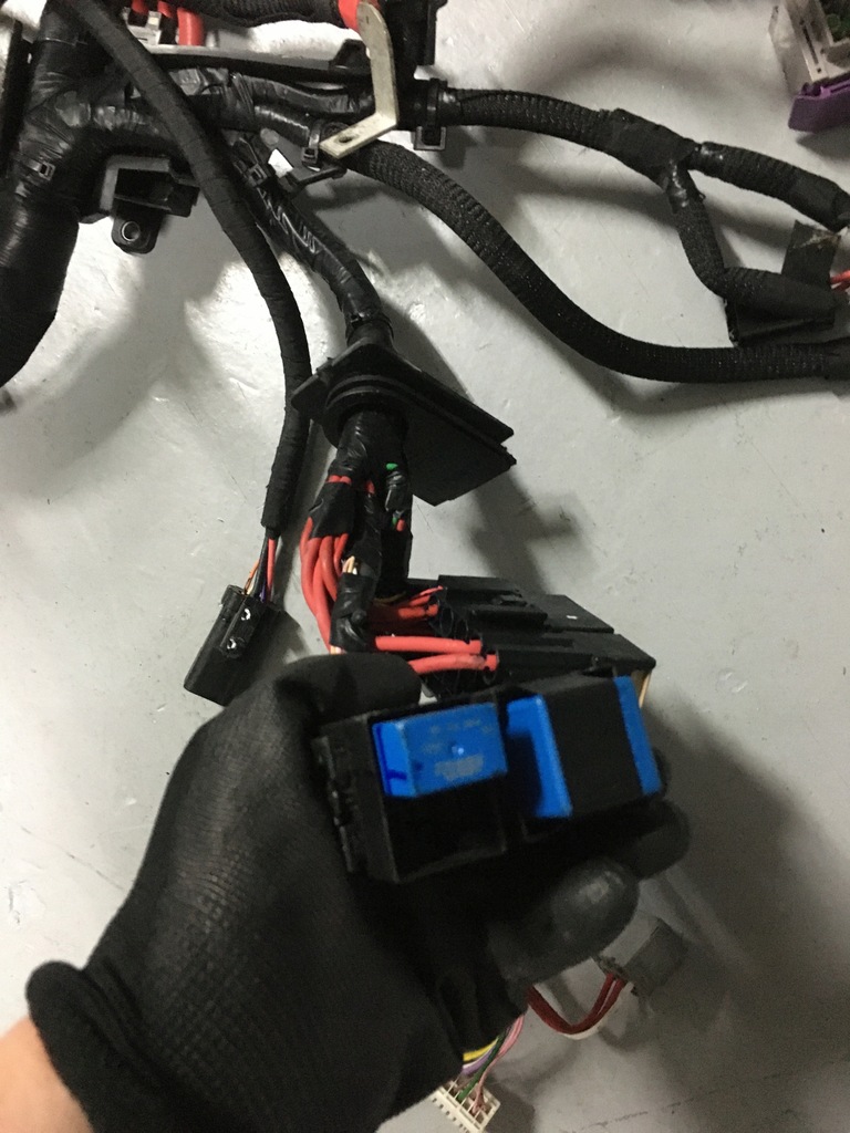 фото №6, Renault espace v 2.0 dci джгут двигуна 241102354r