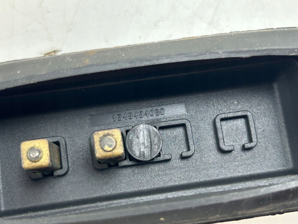 2007 fiat ducato з'єднувач двері розсувних 1348484080 в Україні