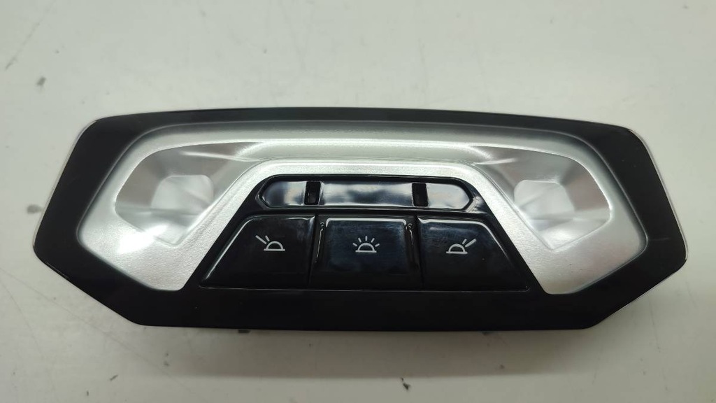 фото №1, Лампа потолочный задняя bmw g20 g21 europa