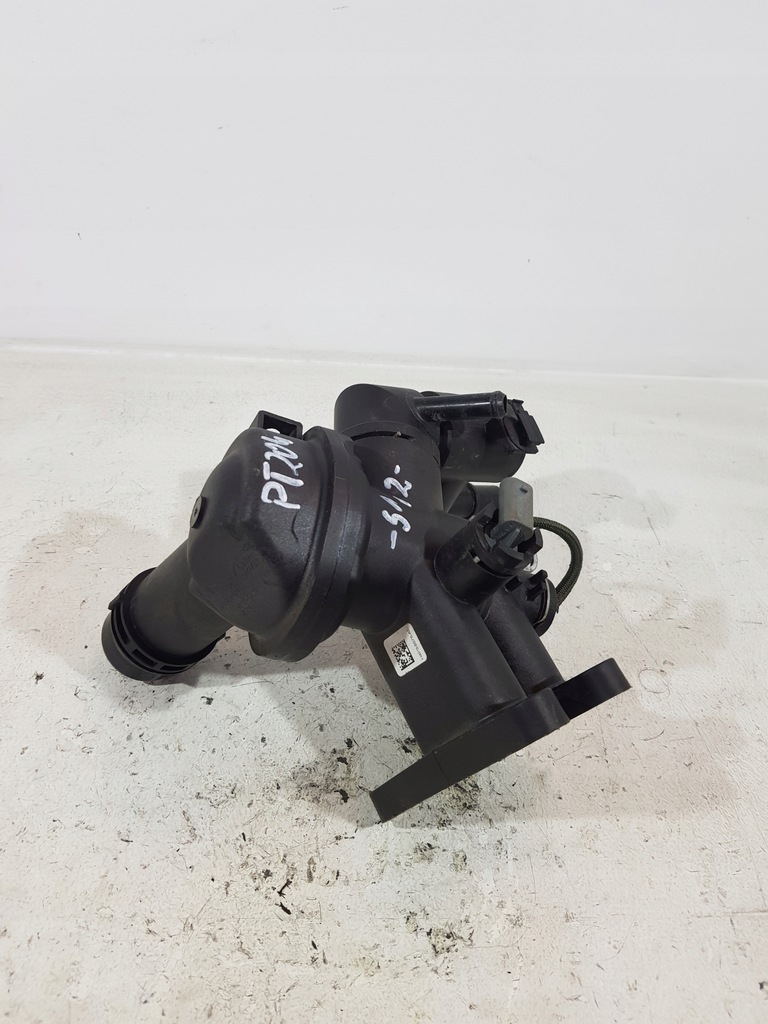 фото №5, Корпус термостата h4p3-8575-ae jaguar e-pace f-pace land rover 2.0t pt204