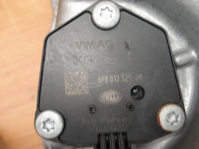 Датчик уровня масла 04c907660a поддон масла 05e103601c vw 1.5 tsi tfsi Оригинал