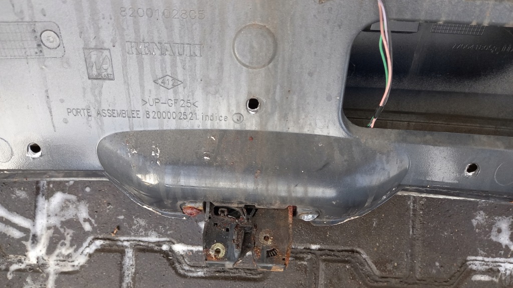 фото №12, Задняя крышка багажника renault laguna kombi 02r