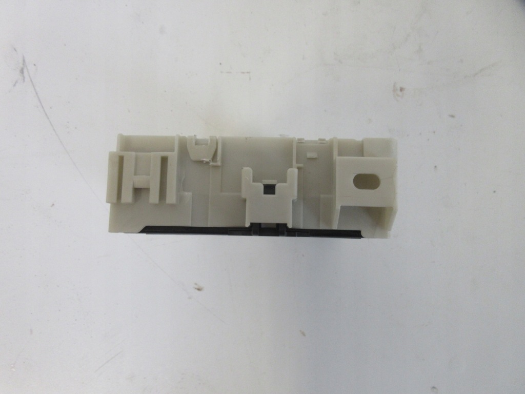 фото №8, Rav4 v 2.5 гибрид модуль mpx блок управления 82730-42890