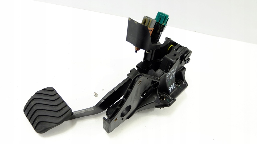 фото №7, Renault clio v педаль тормоза автоматическая коробка передач