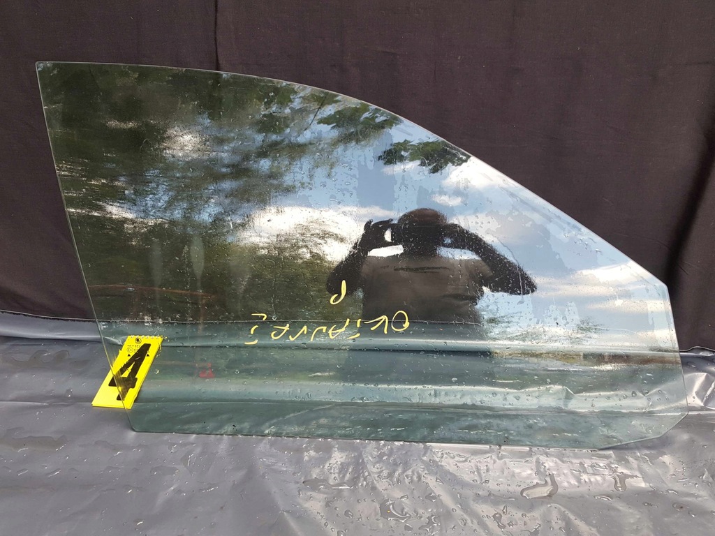 фото №1, Skoda octavia i скло передня перед права