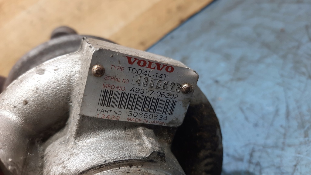 фото №5, Турбонагнетатель 30650634 volvo s60 v70 ii 2.5t