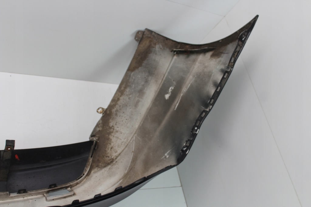 Бампер задний задний mercedes w204 07-11r 197u седан Доставка