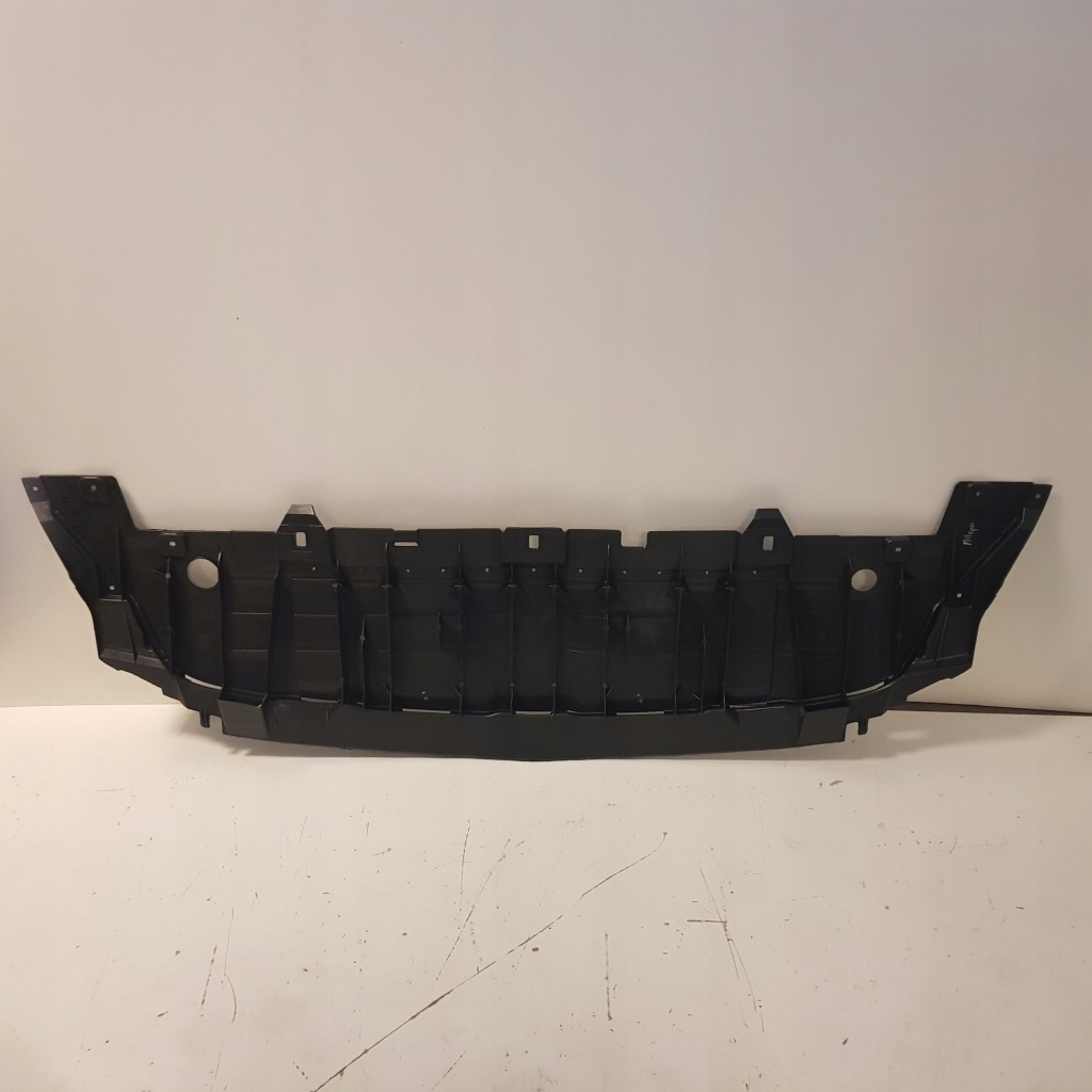 Купить Нижняя плита защита бампера перед mercedes gla 156 2014-2017r a1568850036