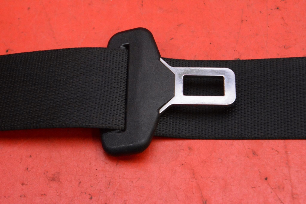 Купить Ремень безопасности левый задний  eu 308173399228-ab mercedes cla c117 13-16