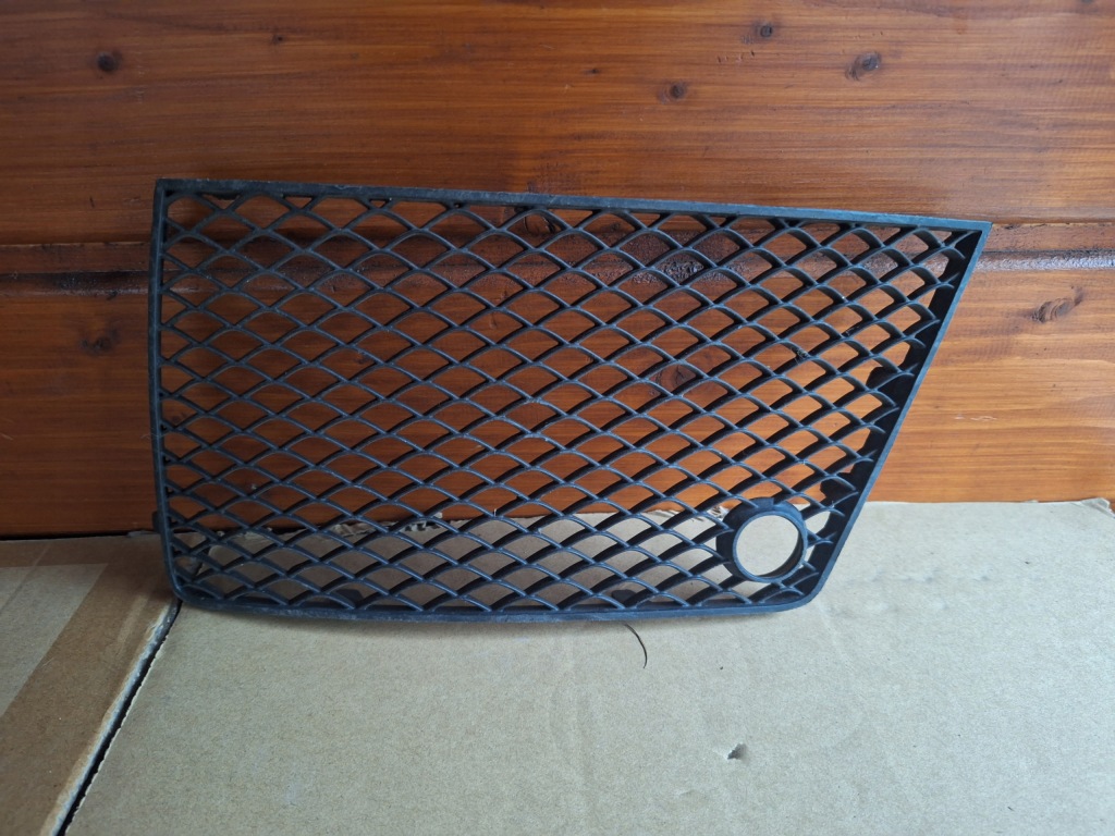 фото №1, Решётка боковая бампера mercedes w166 amg