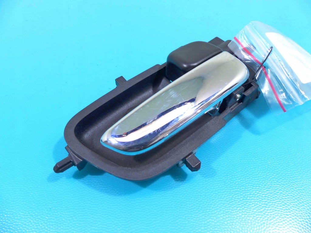 фото №1, Ручка внутренняя перед правая hyundai i20 eu 08-12