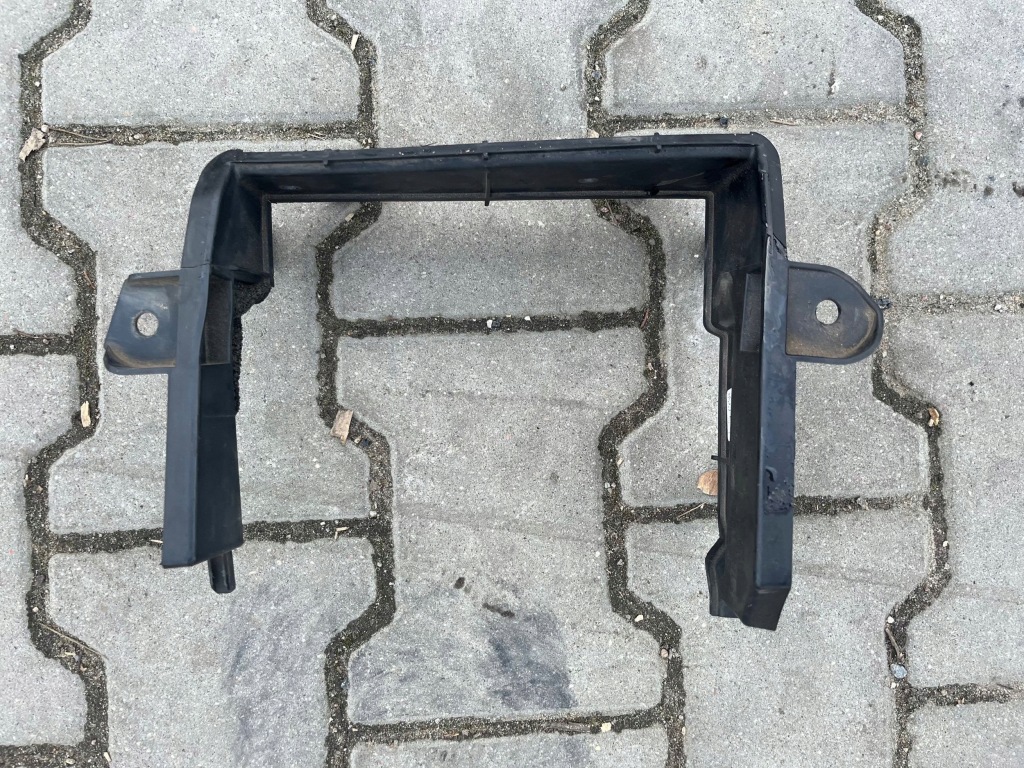 Купить Кронштейн аккумулятор заглушка кронштейн land rover discovery 5 k8d2-02214