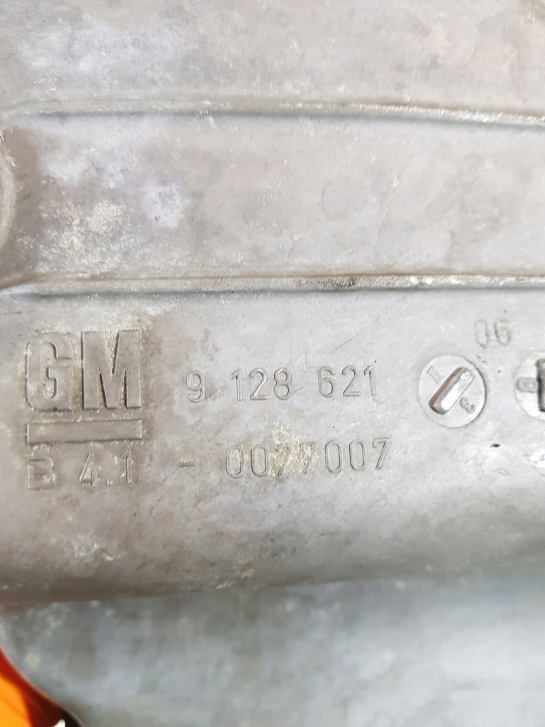 Піддон масляна 9128621 opel astra corsa d 1.4 b z14xep Зі Шроту