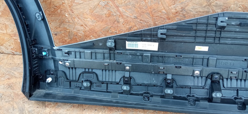 фото №10, Hyundai ioniq v 5 21- молдинг накладка дверь левый задняя 87731-gi100