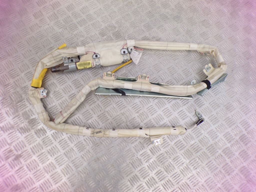 фото №1, Подушка шторка безопасности левая toyota verso lift 13r