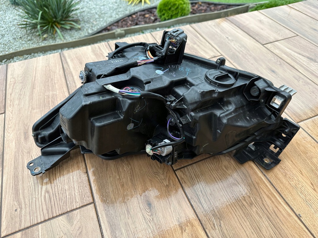 фото №8, Mazda 2 lift demio 2019- лампа права full led 13pin демонтаж eu