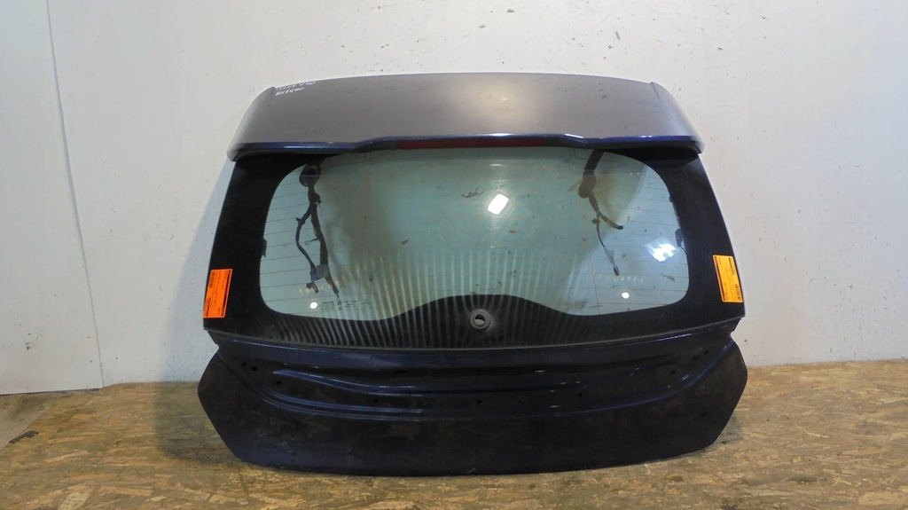 фото №1, Крышка багажника задняя volvo v40 ii 12-