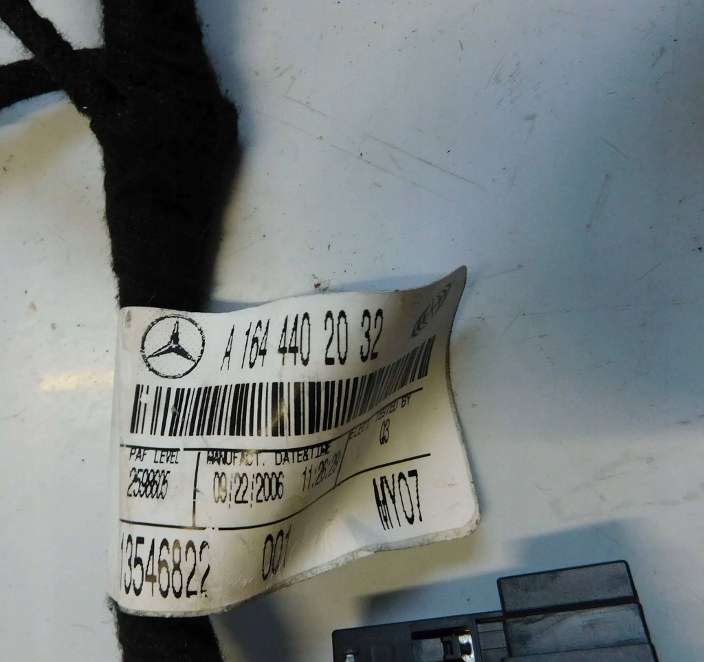 фото №6, Mercedes ml w164 05-11 электропроводка подлокотник a1644402032