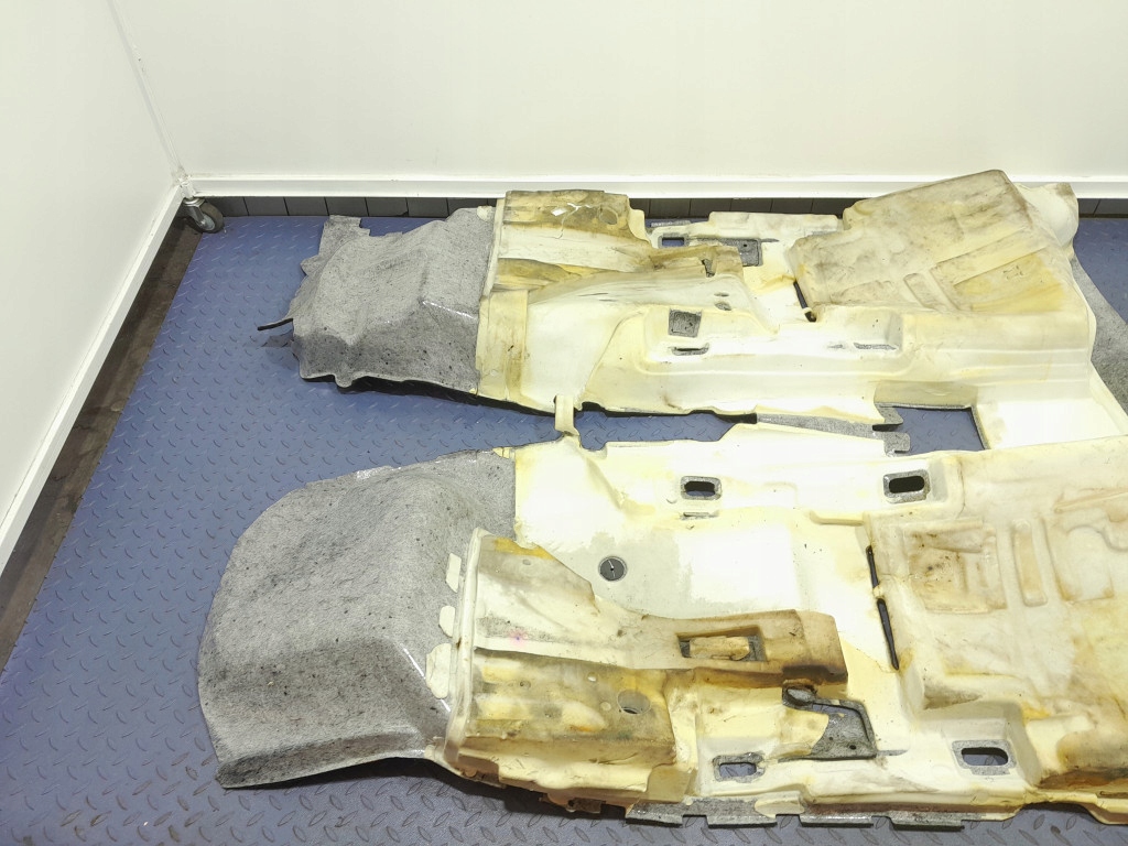 фото №7, Skoda octavia iv kombi обшивка килимок підлога