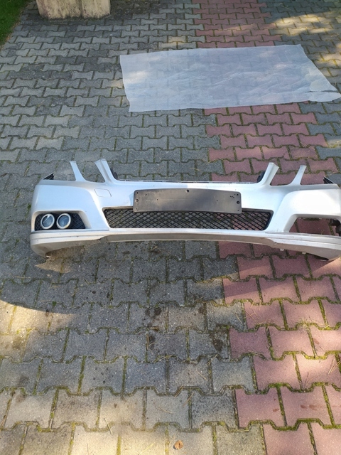 фото №1, Mercedes e klasa w212 бампер bez pdc