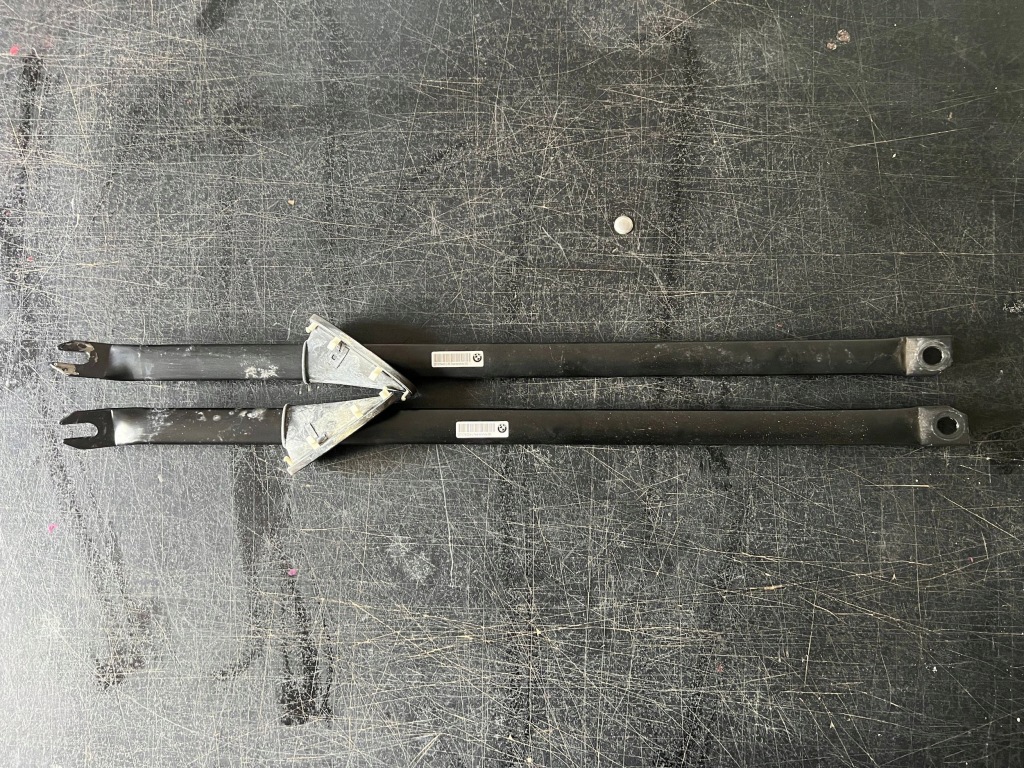 фото №1, Bmw 1 e81 e82 e87 e88 розпірки чашка комплект