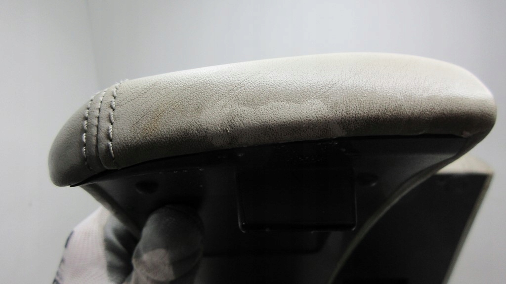 фото №12, Audi q7 4l подлокотник кожа szary