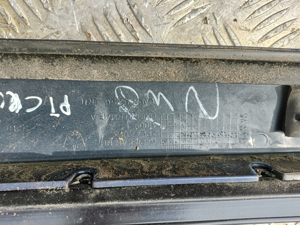 фото №8, Молдинг стекло вертикальная поперечная chrysler pt cruiser cabrio