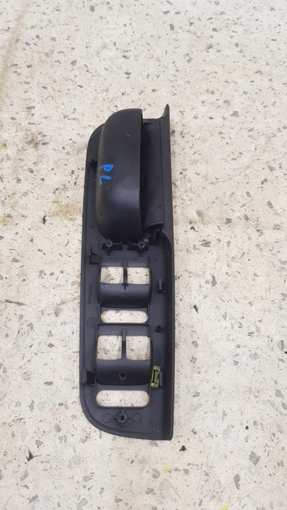 фото №2, Кронштейн дверь перед левый рамка защита vw golf iv