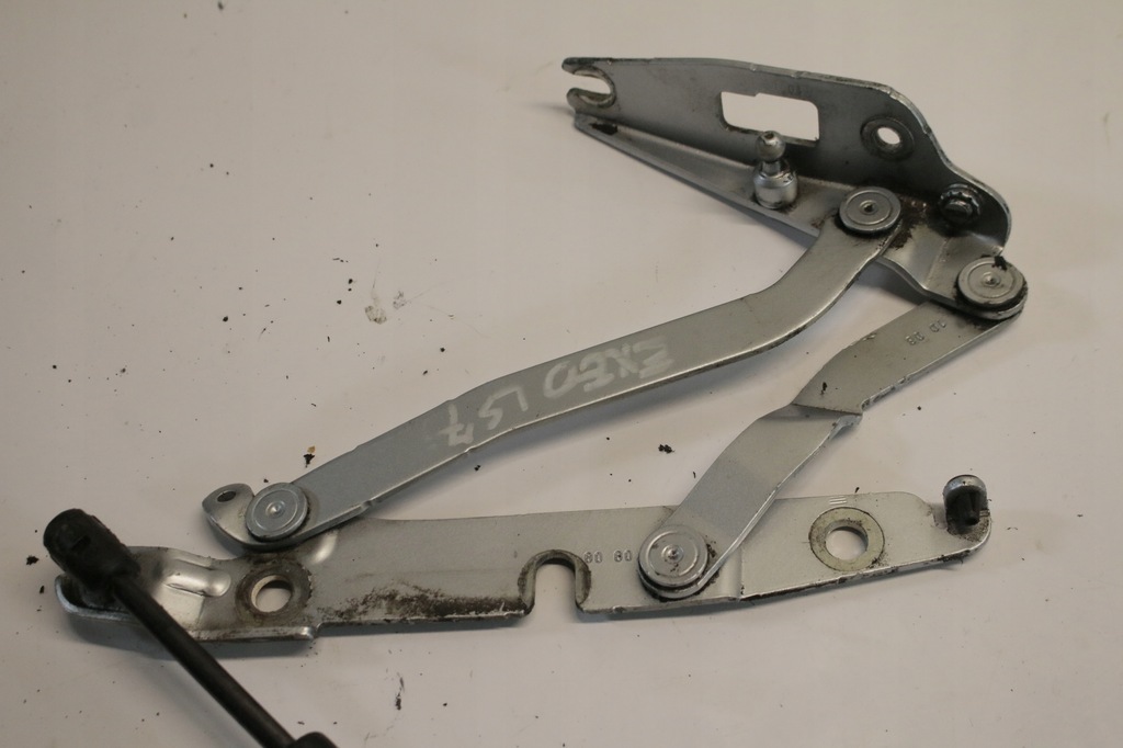 фото №8, Петли крышки seat exeo