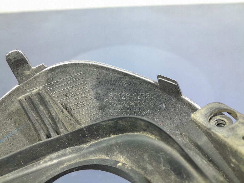 фото №5, Toyota corolla xii e21 молдинг бампера перед правая хром 52125-02390