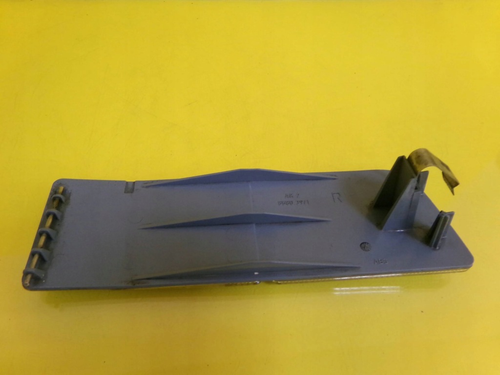 фото №6, Отражатель правый заглушка vw golf iii 8580.39/1 nr71