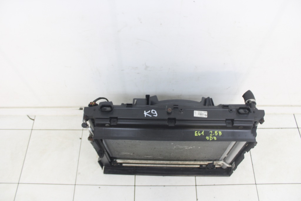 Комплект радиатор вентилятор bmw 5 e60 e61 рестайлинг  2.5 b 7571447 в Украине