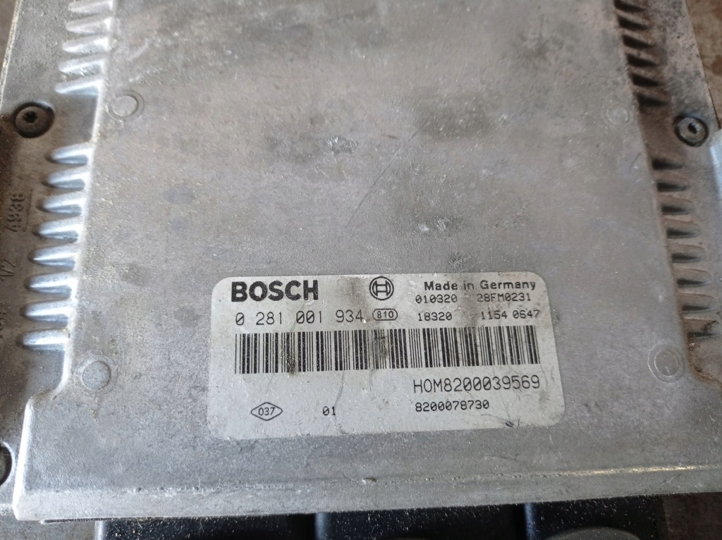 фото №4, Renault - бортовой компьютер 0281001934