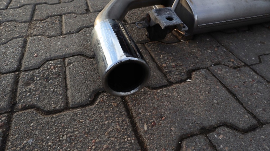 фото №9, Volvo xc60 ii 2.0 d4 гасник вихлоп труба 82219128