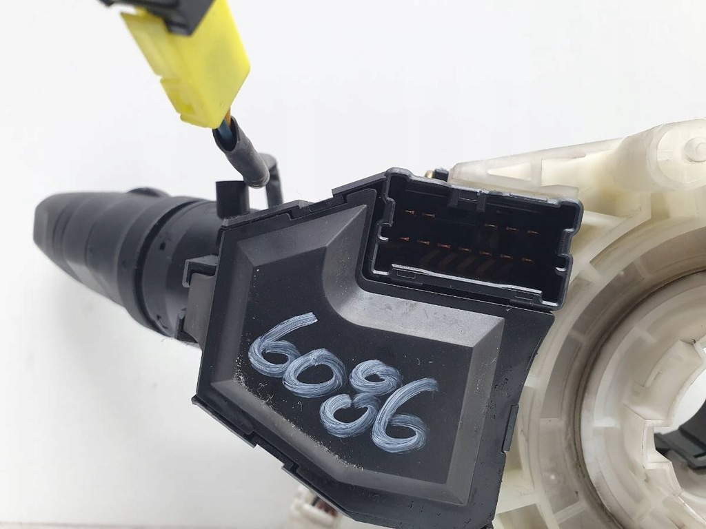 фото №12, Переключатель комбинированный лента переключатели nissan primera p12 25560ba062