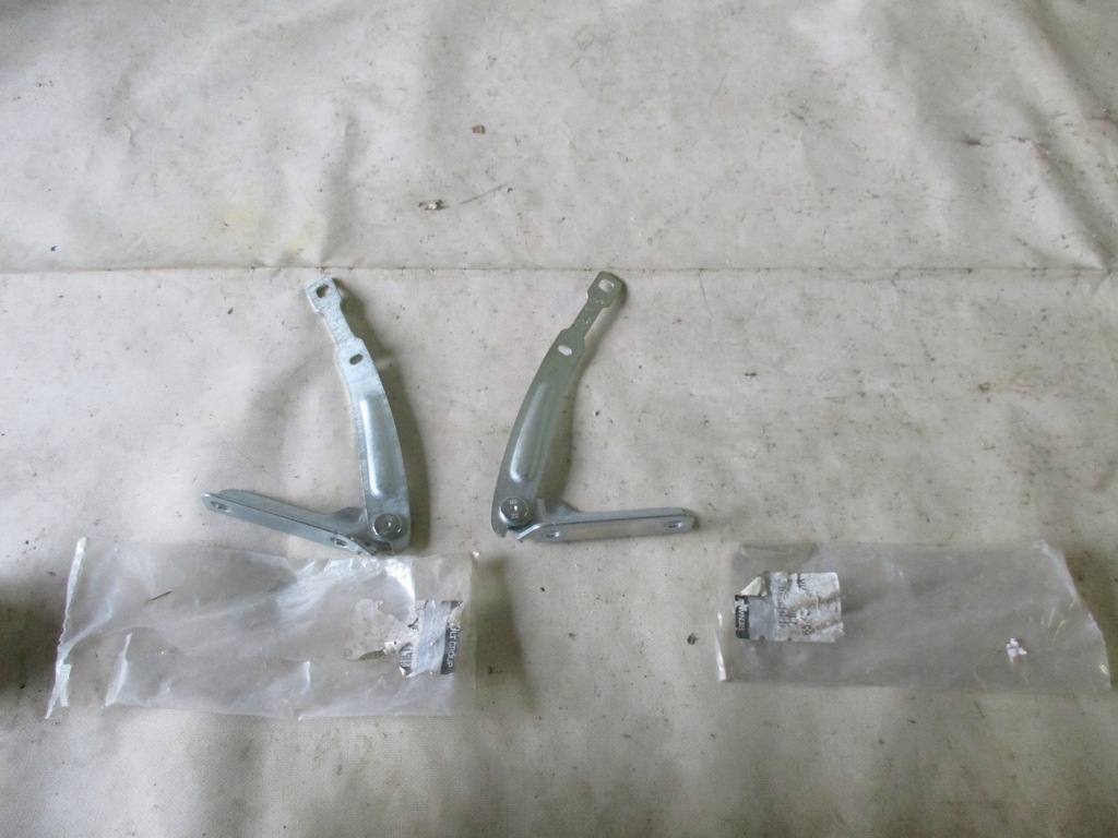 фото №15, Петля капот правый dacia dokker 12r- 654001891r 654017334r