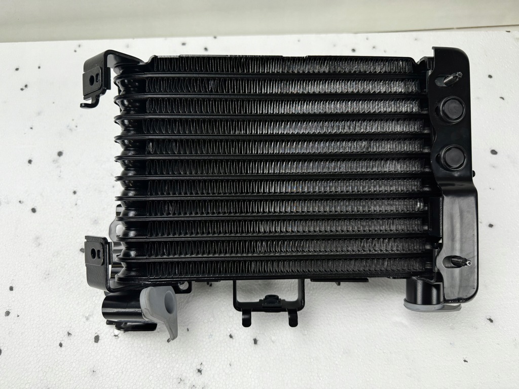 фото №5, Lexus rc 5.0 радіатор оливи оригінал nowa!