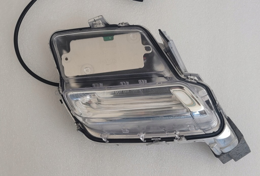 Противотуманная фара левый led фонарь  drl volvo xc60 1 2013- 31420393 Недорого