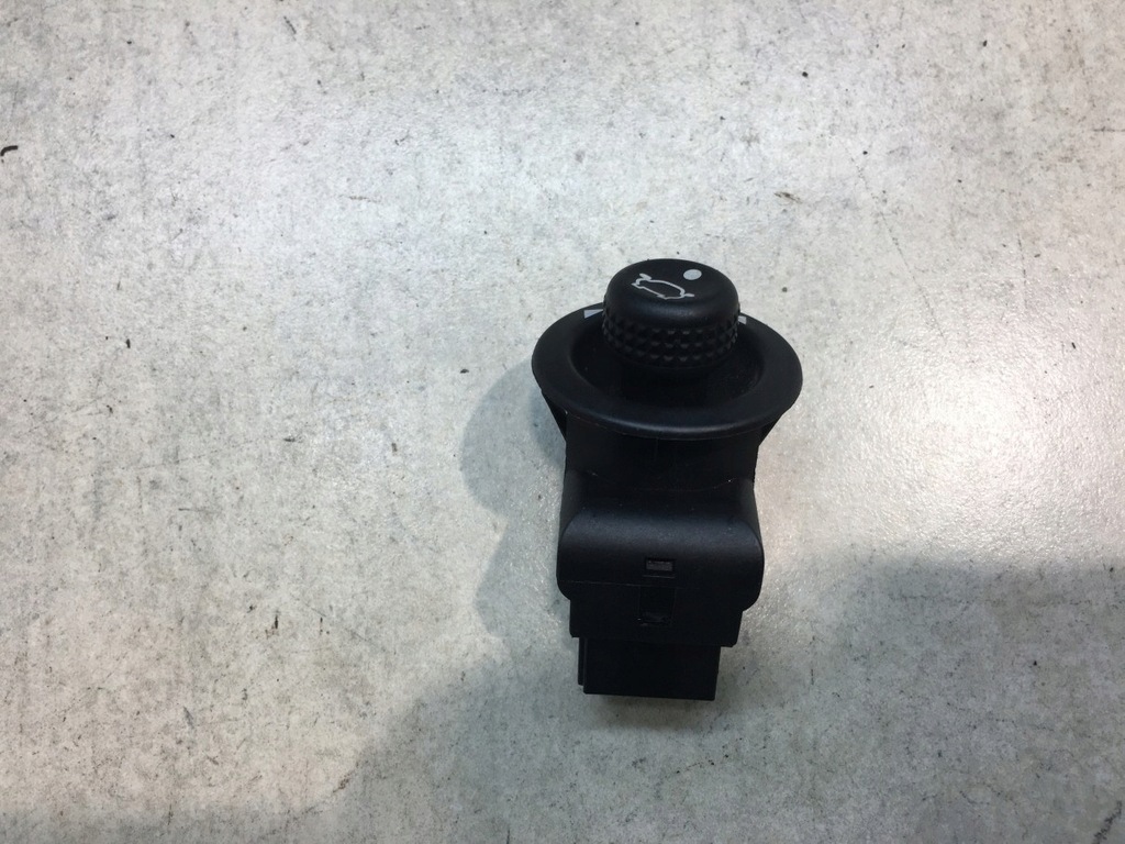 фото №1, Перемикач регулювання дзеркал fiesta mk6