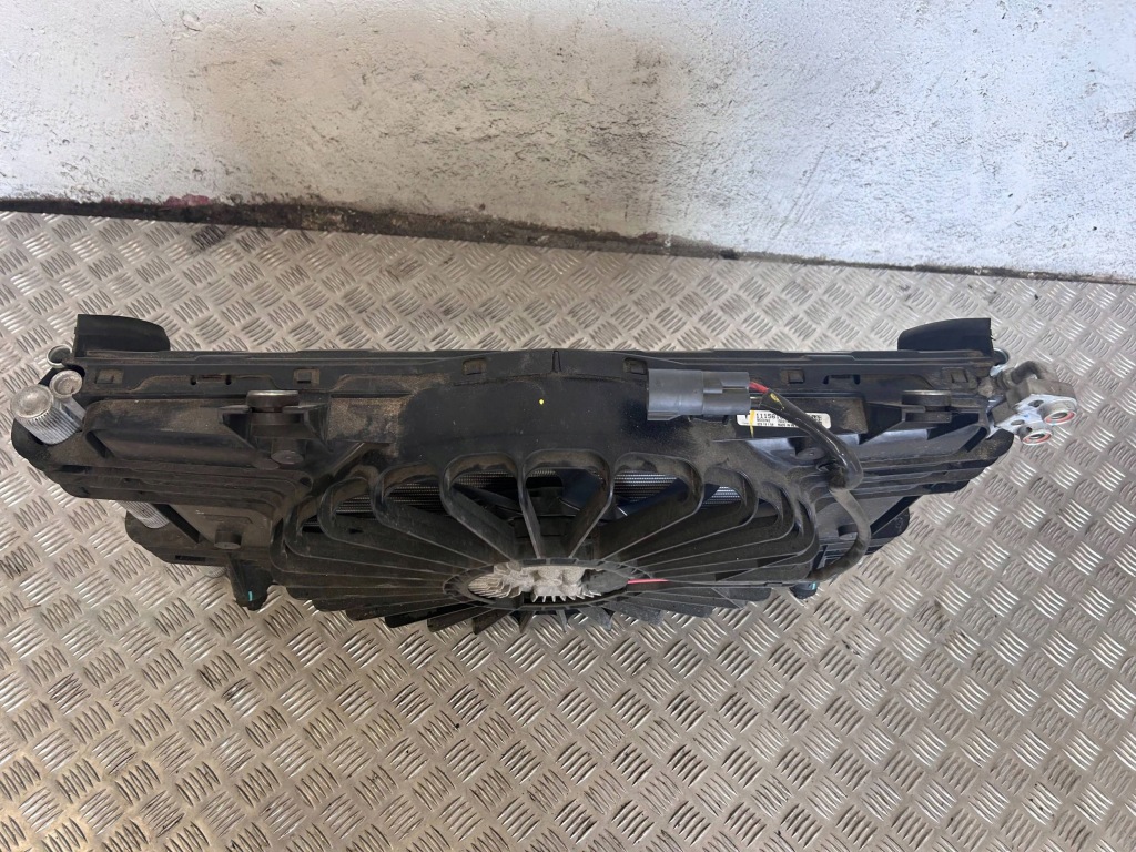 Комплект радіатор tesla model x 111561600a Київ