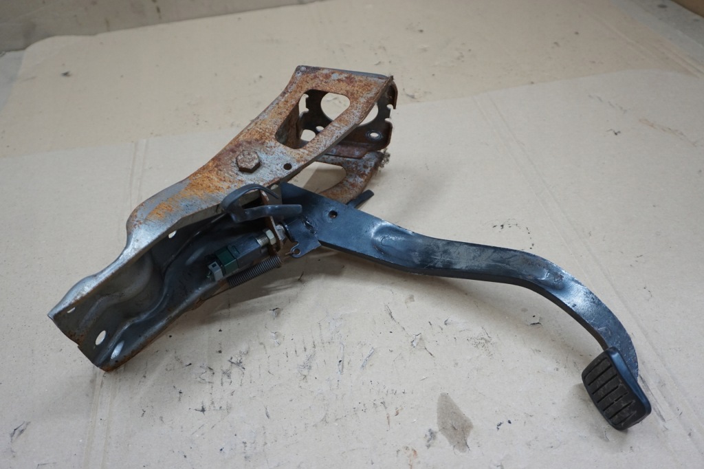 фото №1, Opel monterey педаль тормоза 3,1 tdi