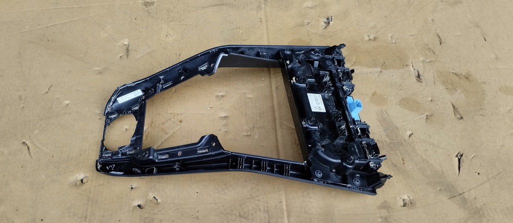 фото №5, Панель рамка dekor панелі кондиціонера vw volkswagen t-roc 2ga863097