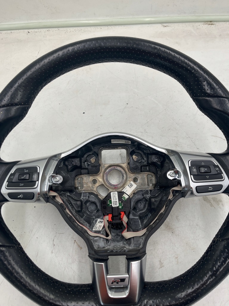 фото №10, Воздуховод кожаный мультифункция vw tiguan r-line 1k8419091ab