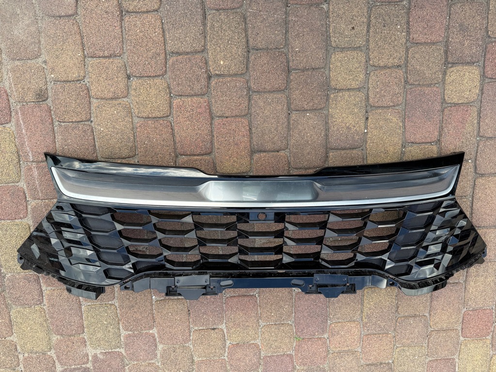 фото №1, Kia sportage v решётка радиатора решётка радиатора камера оригинал idealna