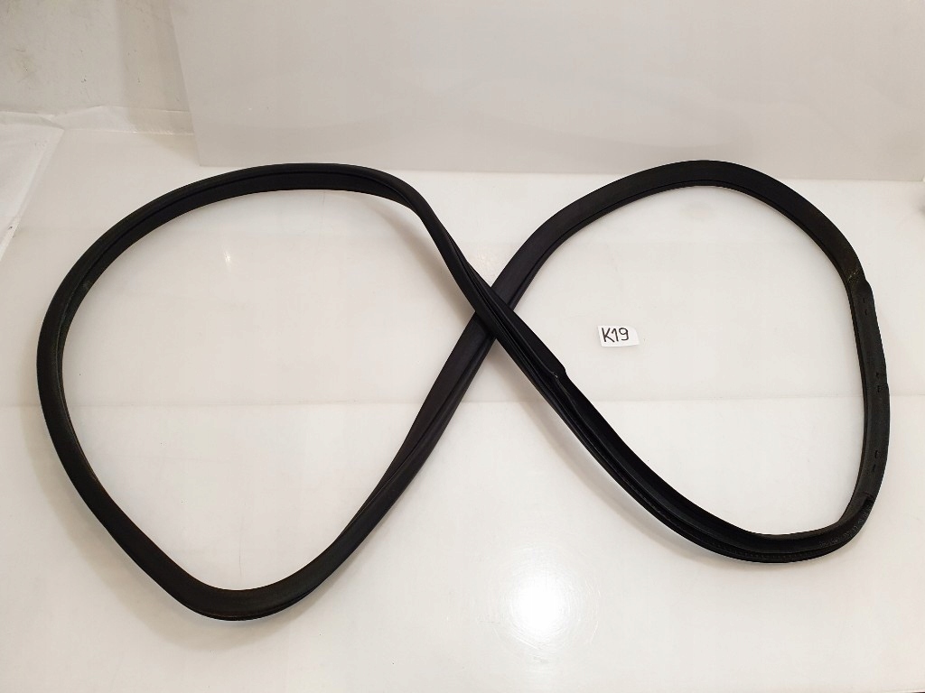 фото №1, Mercedes r-klasa w251 прокладка двері правий перед a2516900076