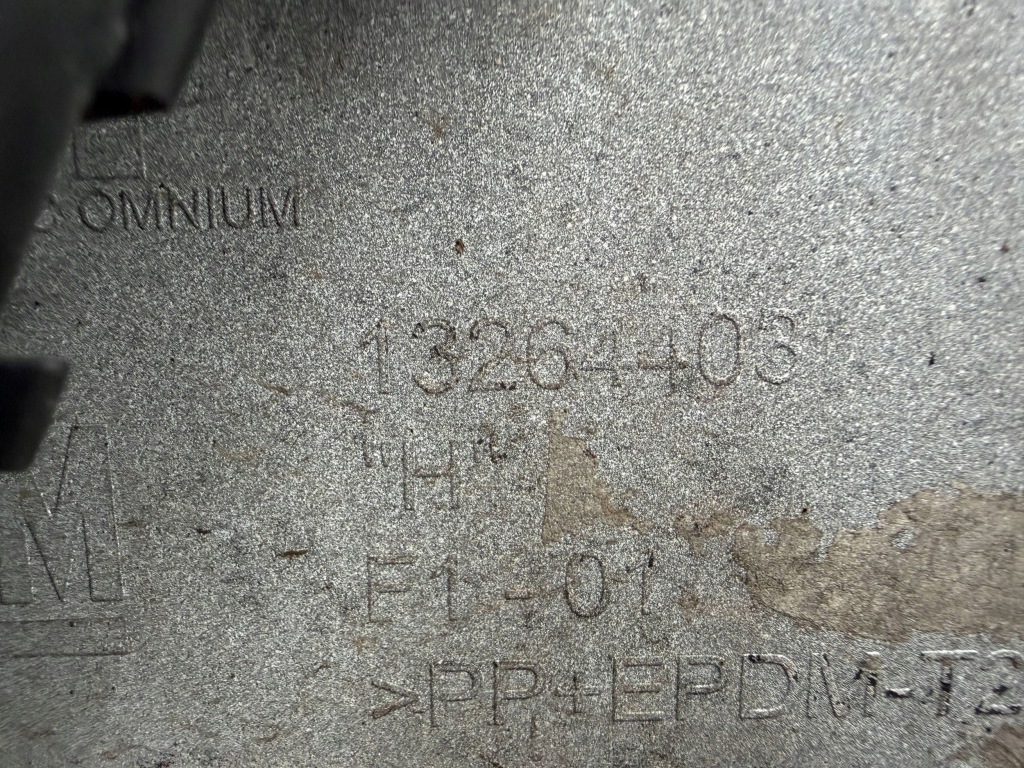 Купить Бампер передний перед opel astra iv j 13264403