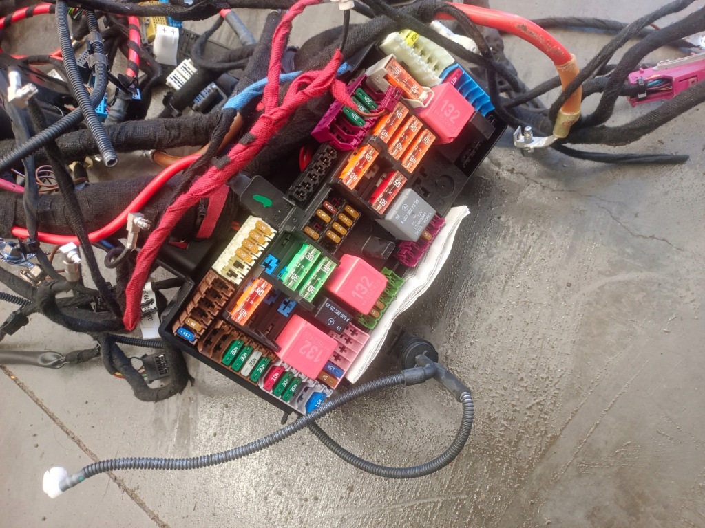 Mercedes s550 w222 13-20 жгут электропроводка a2225402040 америка Цена